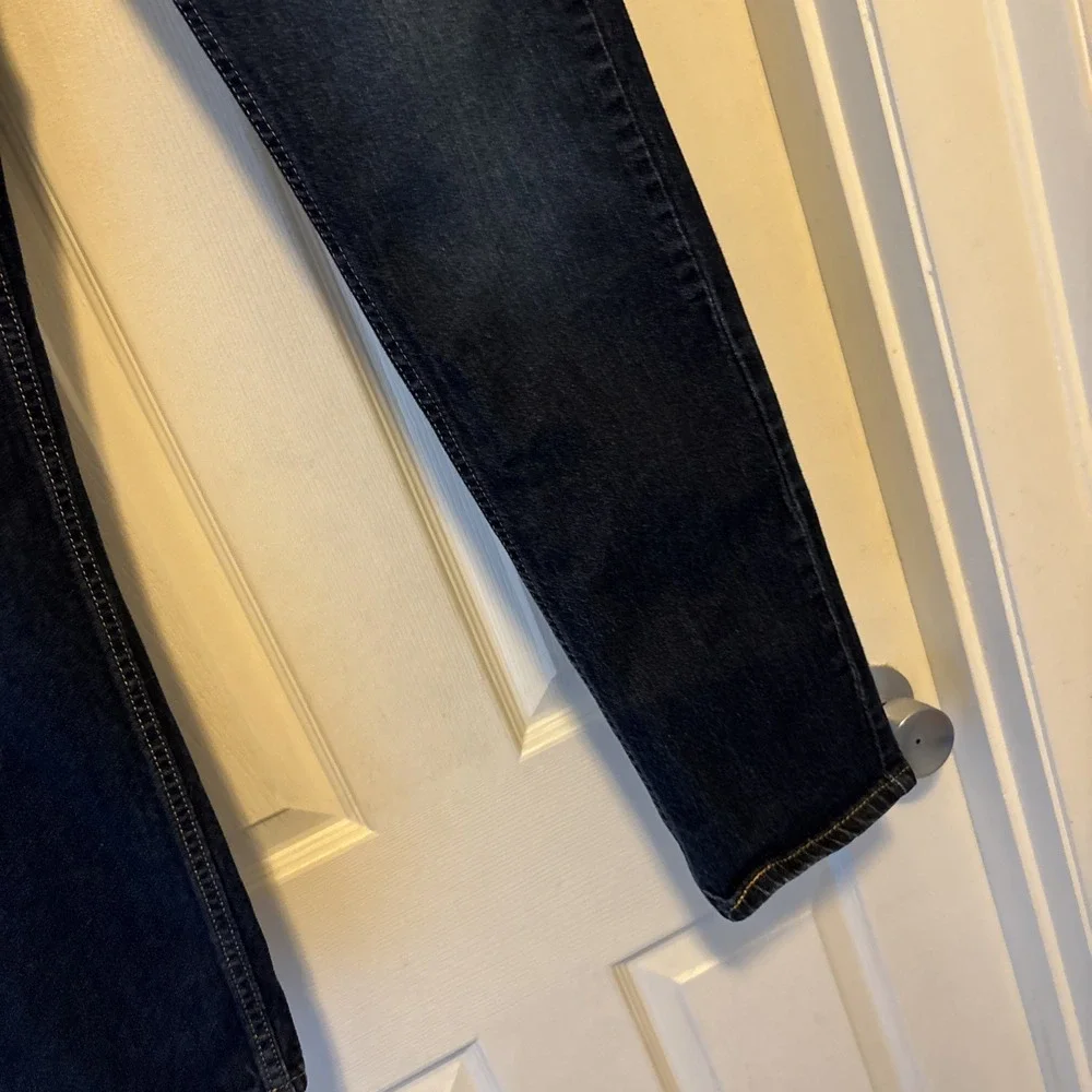 Levis excellent pre